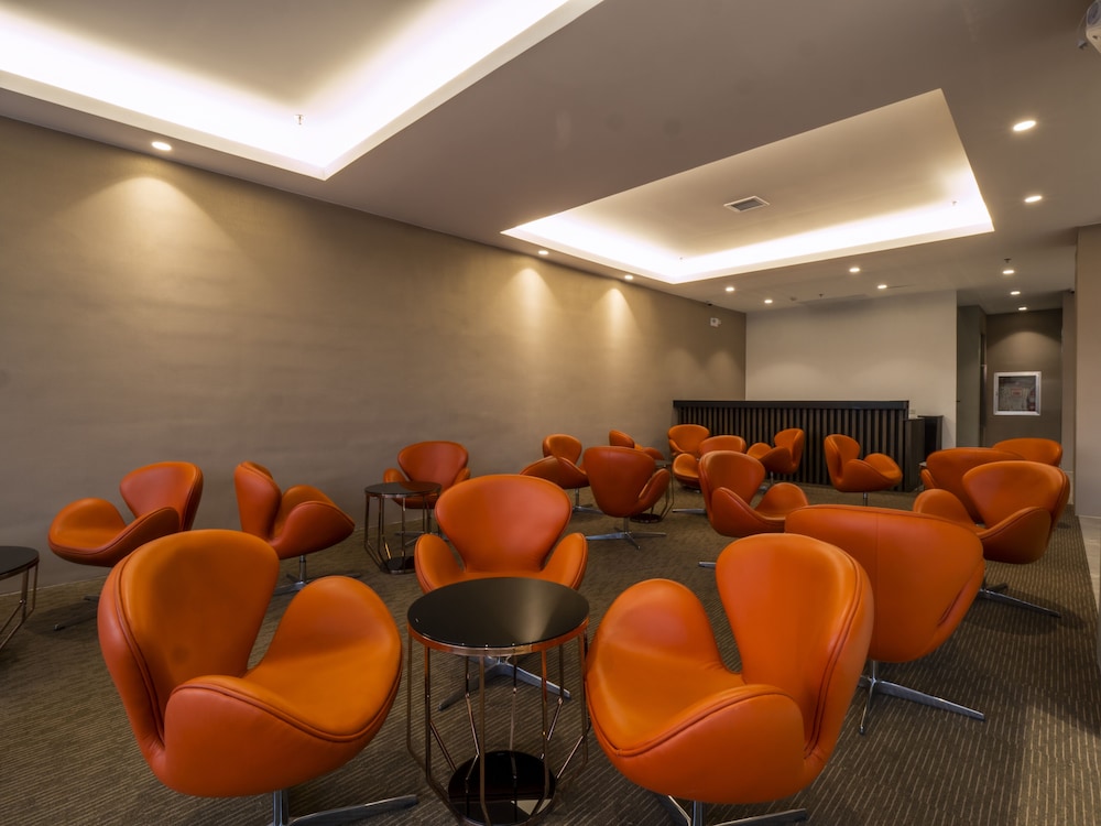 Sequoia Hotel Manila Bay 38/39