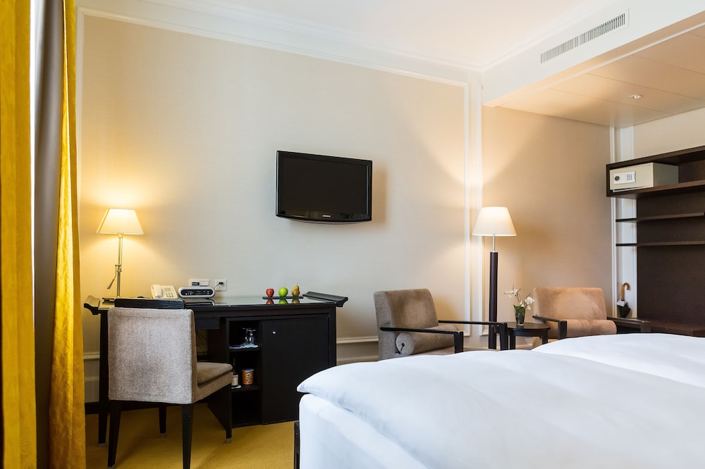 HOTEL EULER 13/43