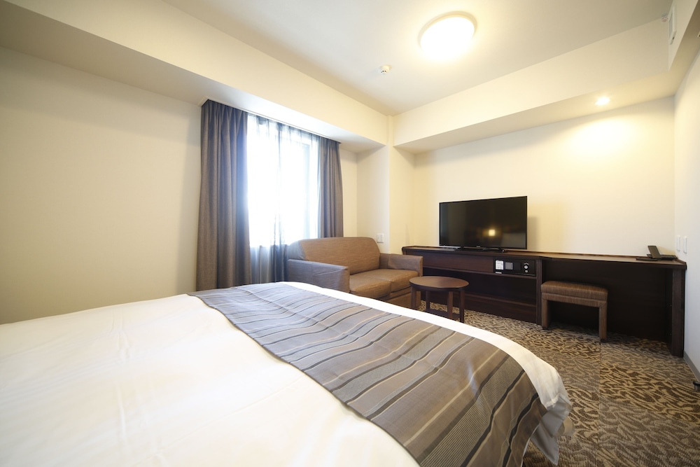 Room, King Bed, Sofa