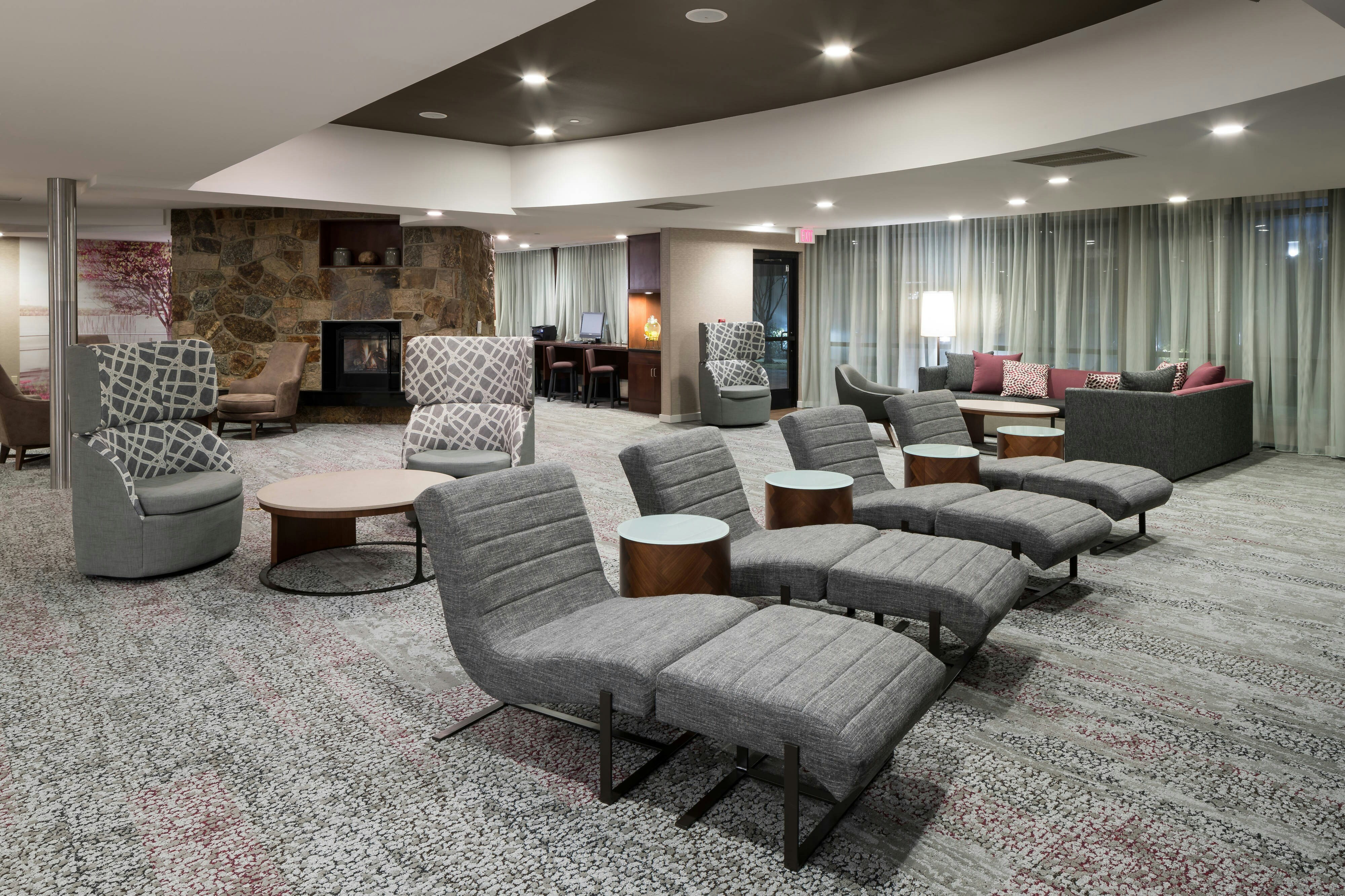 Courtyard by Marriott West Orange 24/52