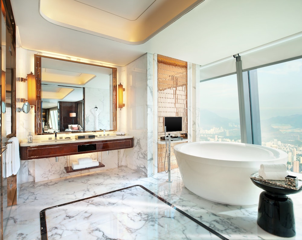2 Bedrooms, Presidential, Suite, 2 Double Beds, 2 King Beds, Skyline View