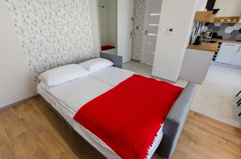 PREMIUM, STUDIO, SUITE, SOFA, BALCONY