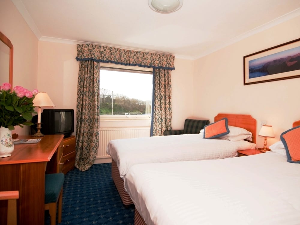 Norseman Hotel 6/44