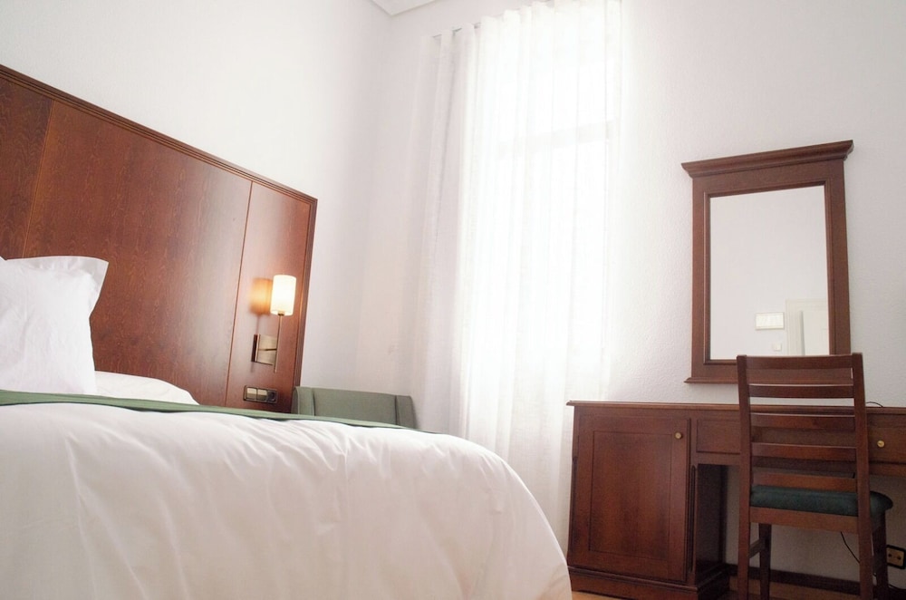 Gran hotel Marmolejo 10/28