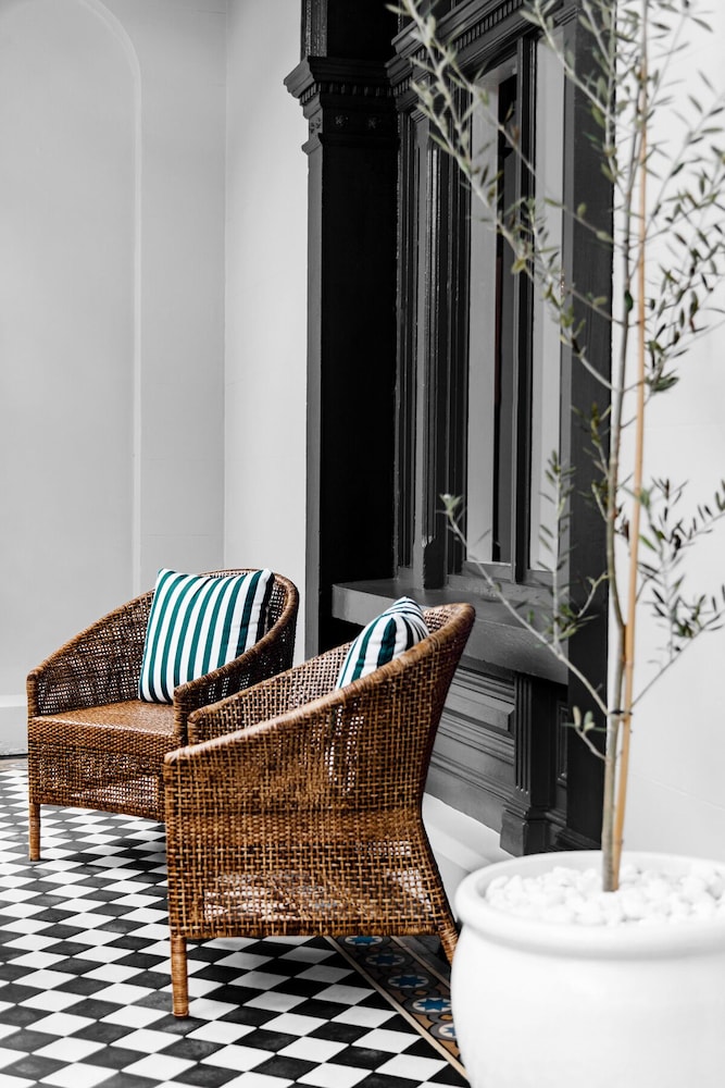 Hotel Challis Potts Point 45/50