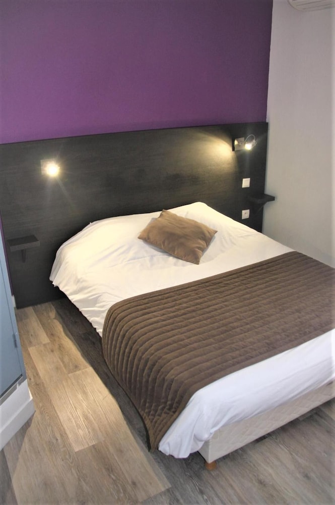 L'Hotel Le Marais Romilly Sur Seine Centre 24/44