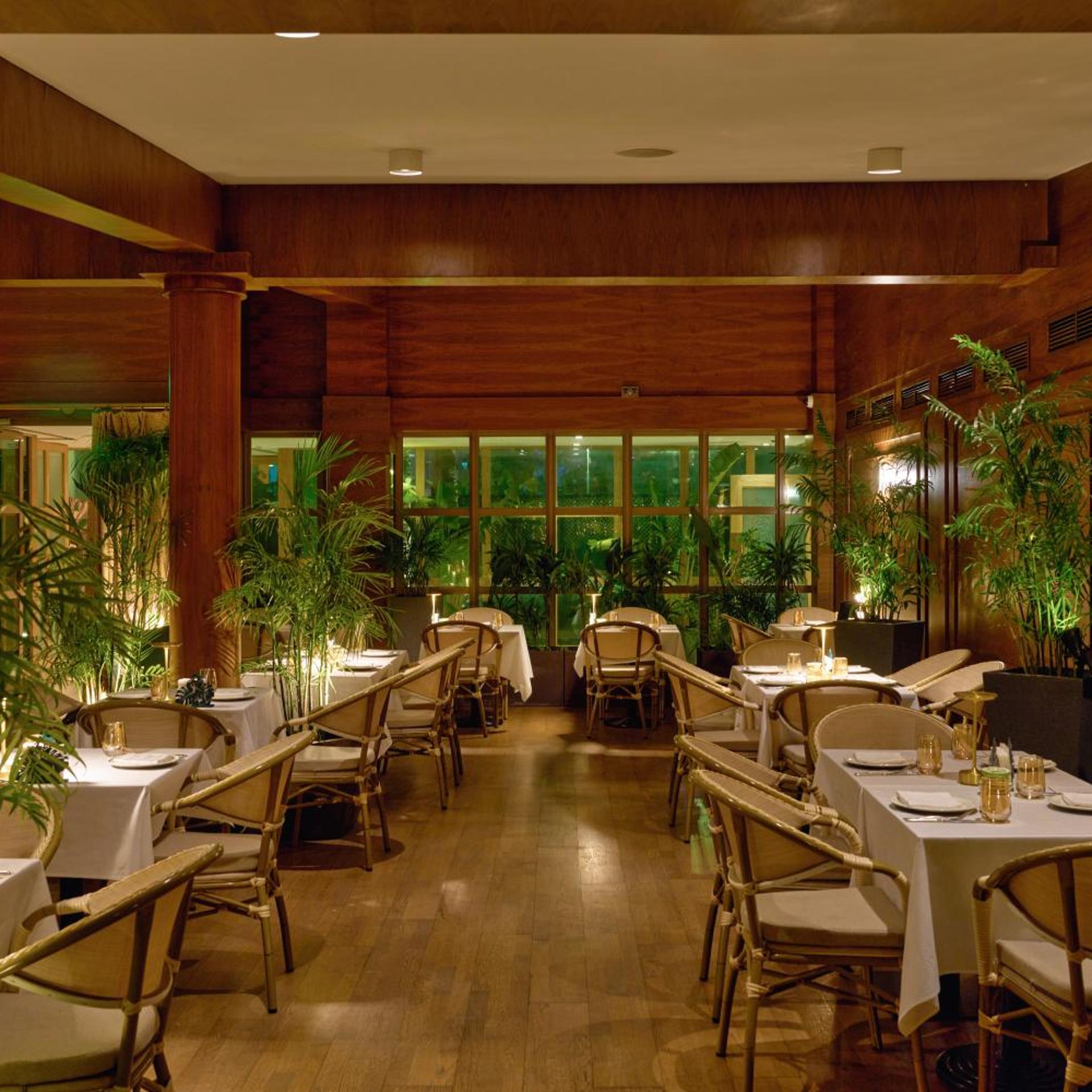 Palmyard hotel 33/50