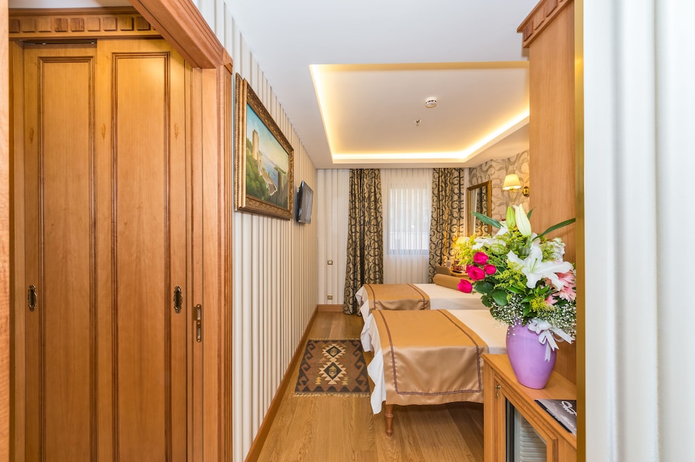 Aprilis Gold Hotel 39/50