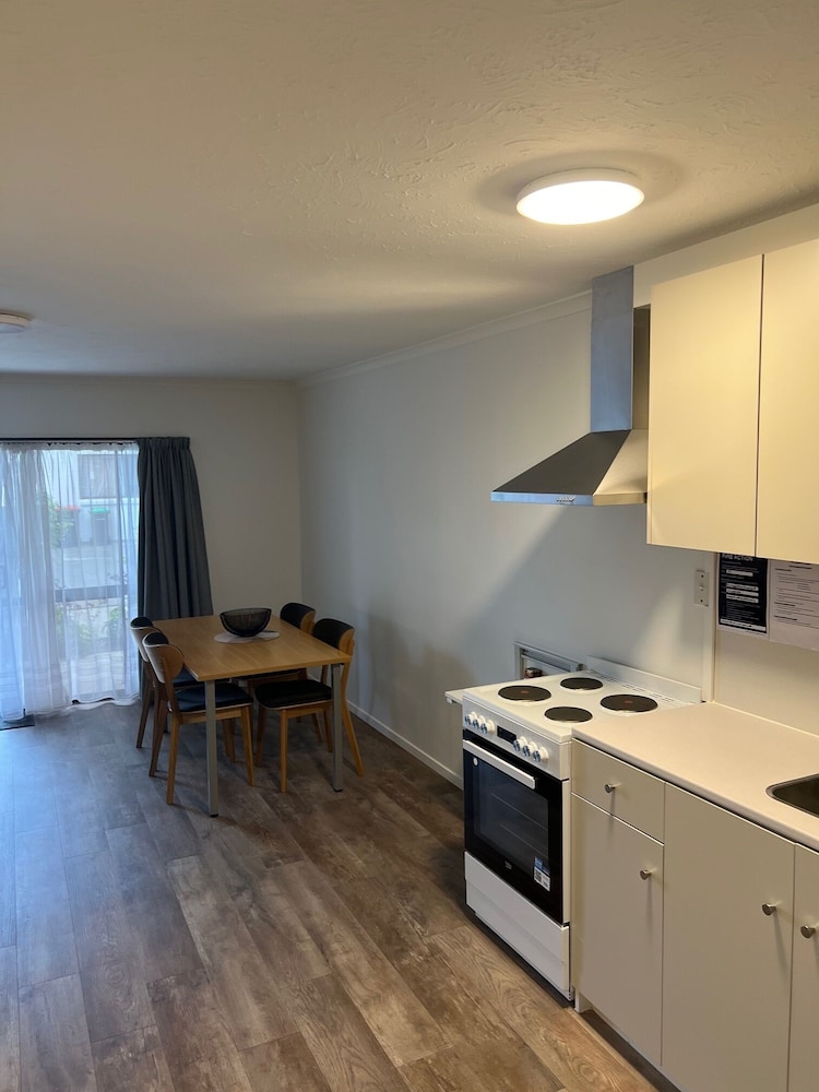 Garden City Motel 33/50