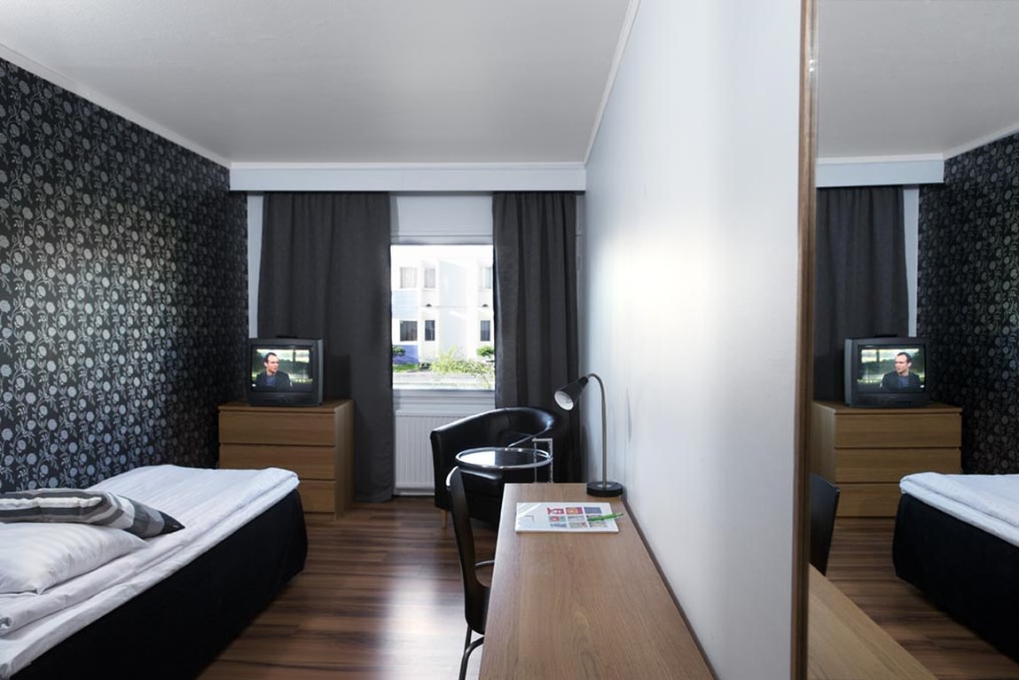 Apple Hotel 15/44