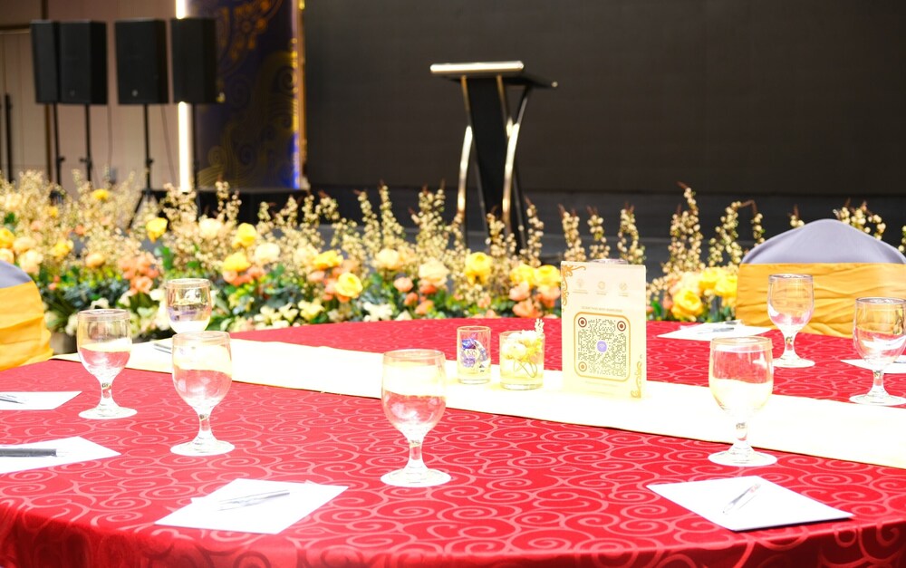 The All - Suite Pentacity Hotel Balikpapan 30/50