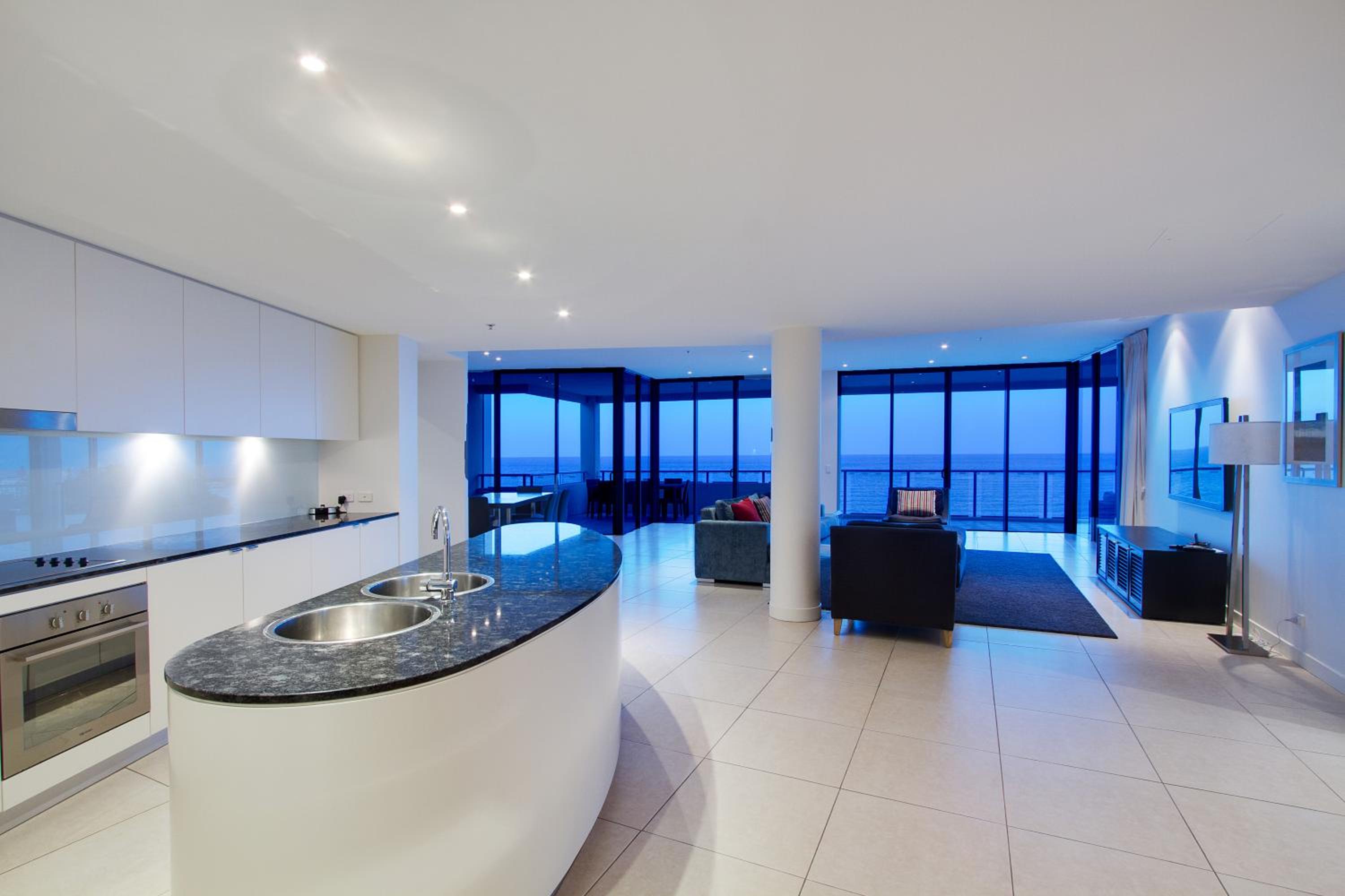 Penthouse, Apartment