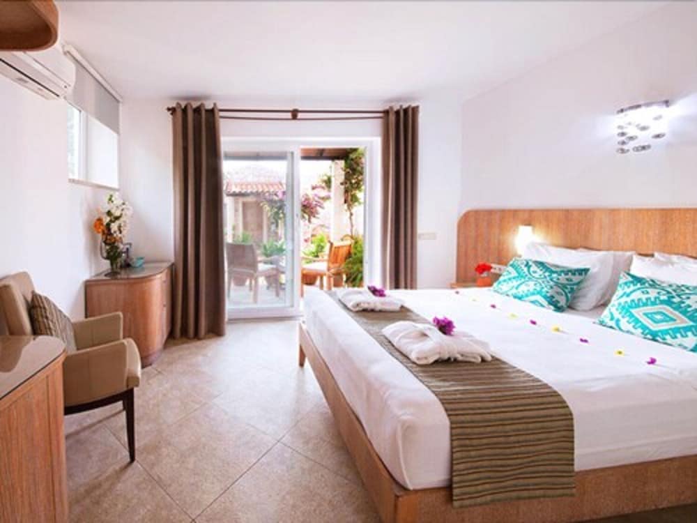 Lighthouse Hotel Kas 54/79