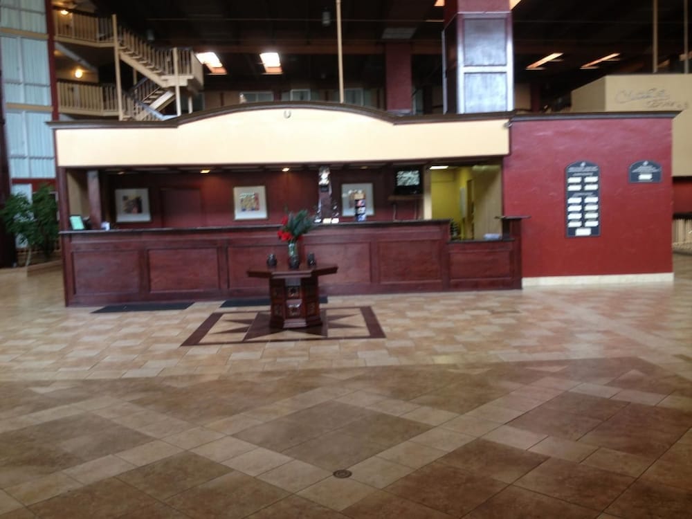 Ramada by Wyndham DFW Airport 2/39