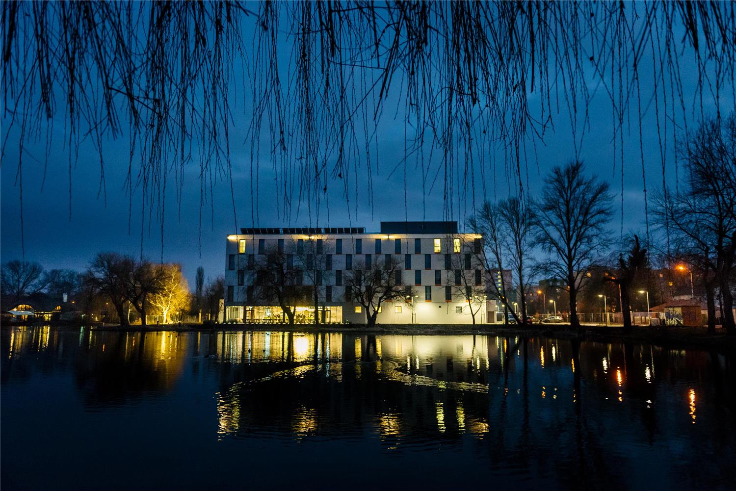 Best Western Plus Lakeside Hotel 2/58