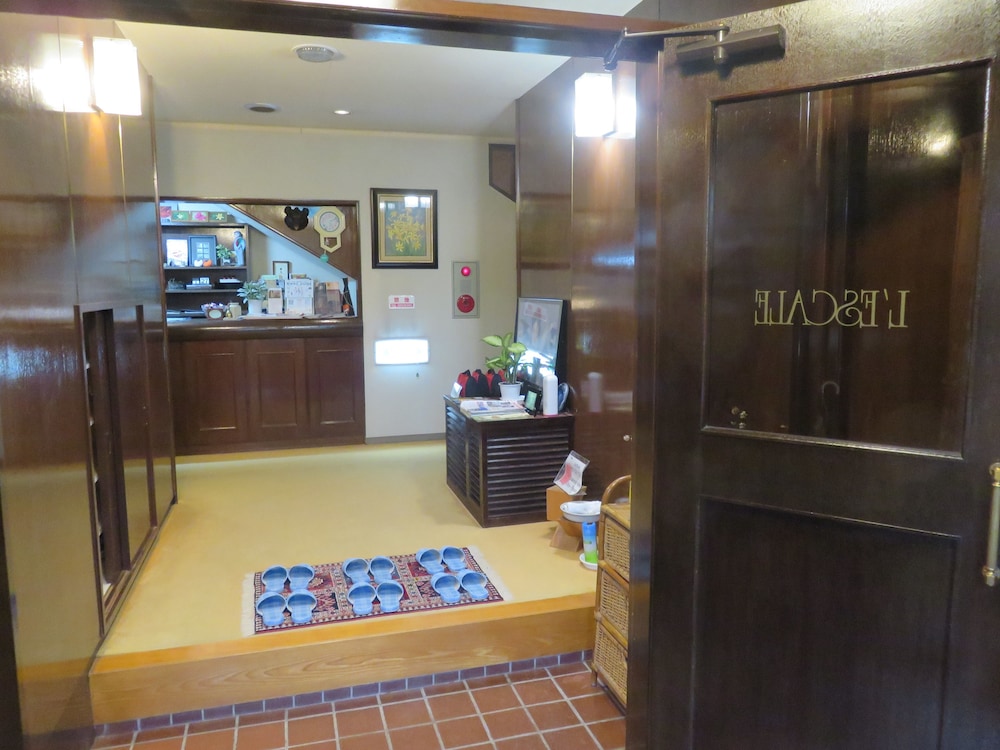 Japan Nikko Pension L'escale 7/47