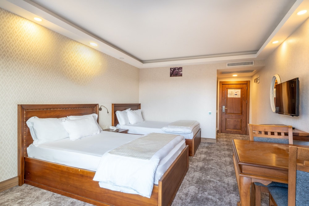 Troya Otel 13/50