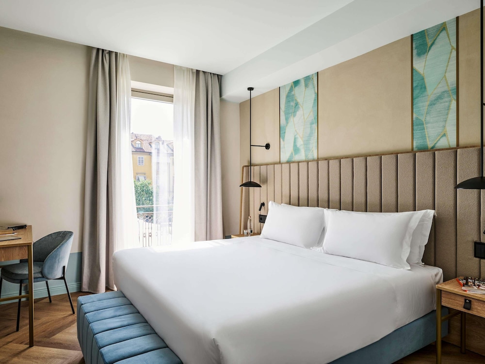 Hotel Giacomo Morra Alba - Handwritten Collection 6/49