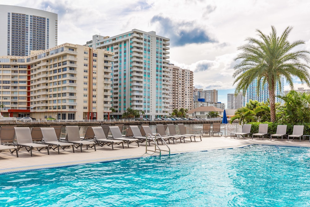 Private Ocean Luxury Condos at Beachwalk 46/50