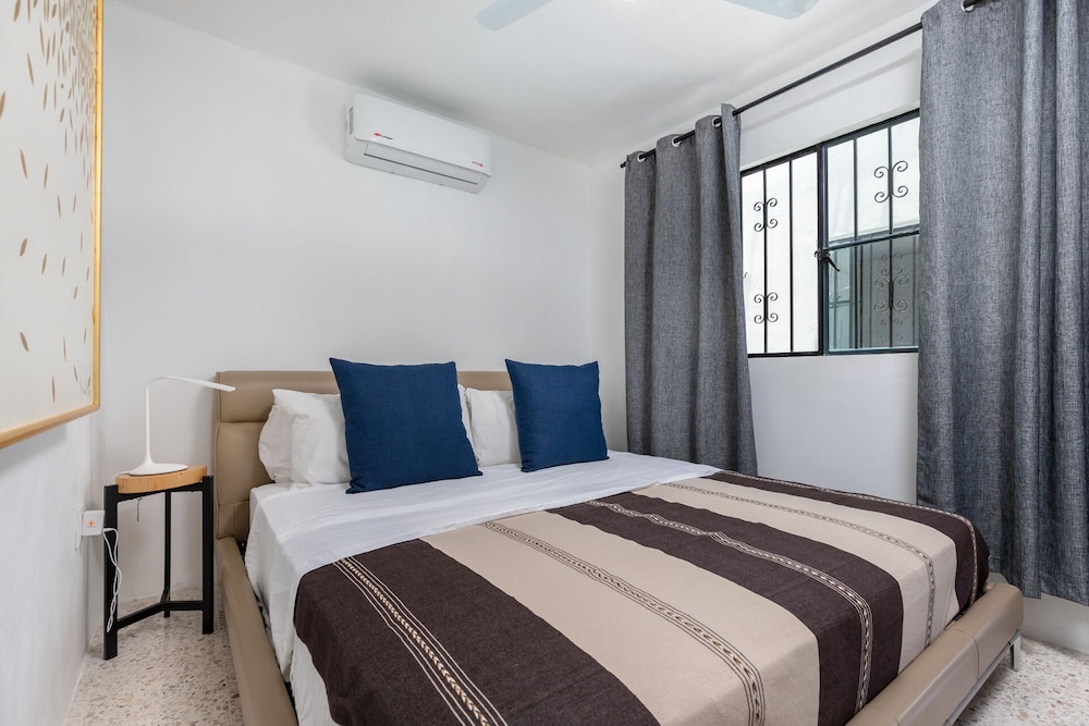Cuale Condo Retreats 15/50