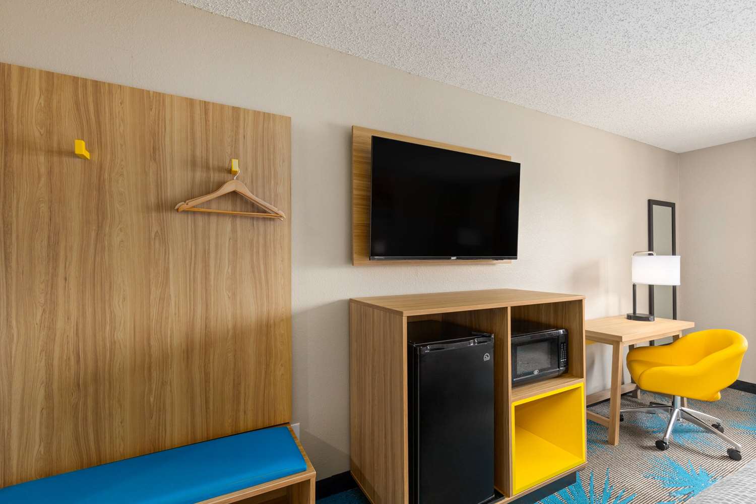 Days Inn by Wyndham Glasgow 44/55