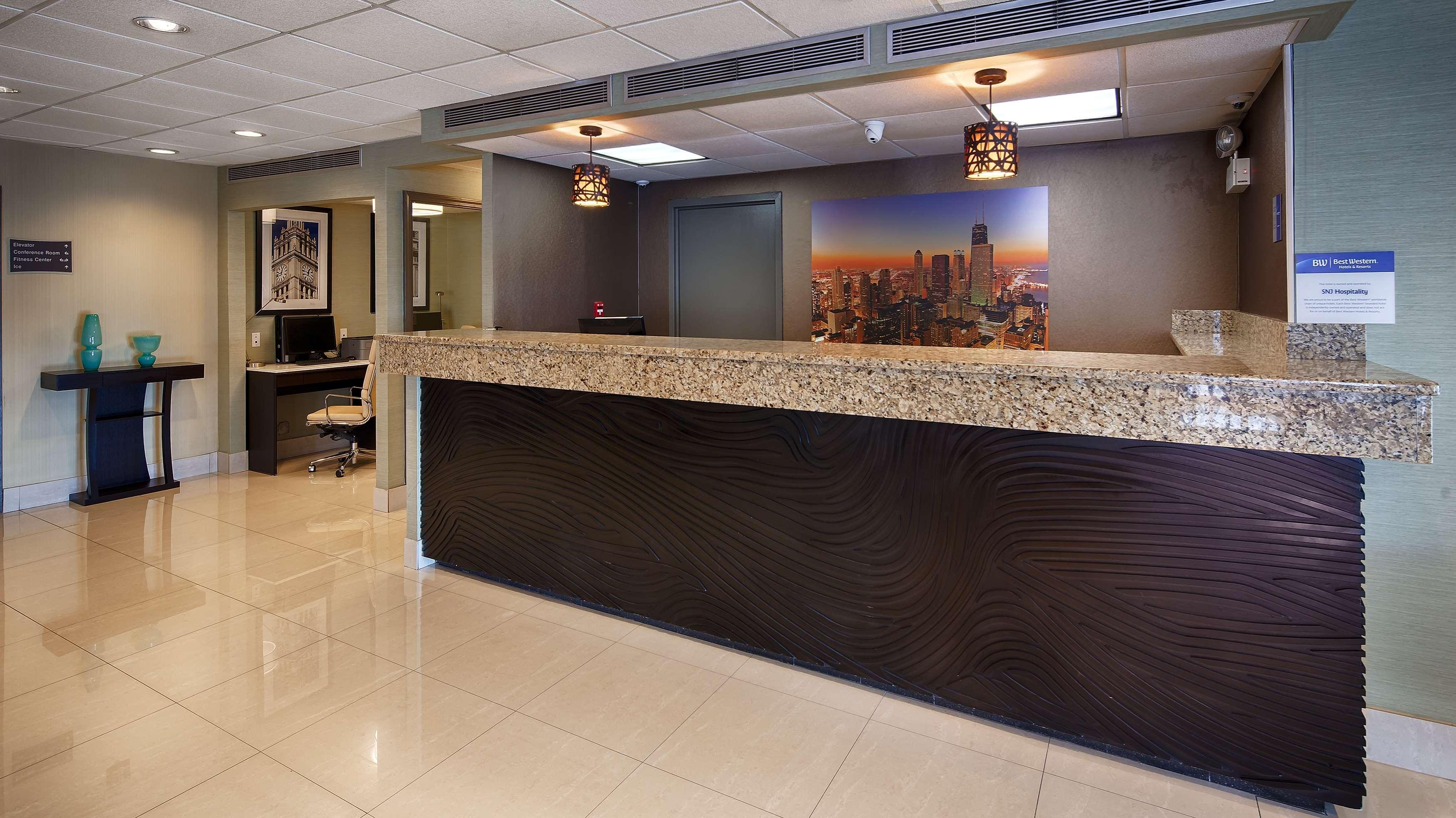 O Hare North Elk Grove Hotel 1/9