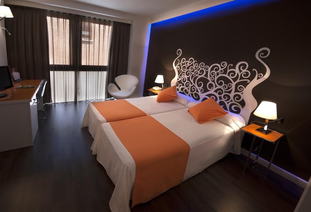 Hotel Teruel Plaza 7/28