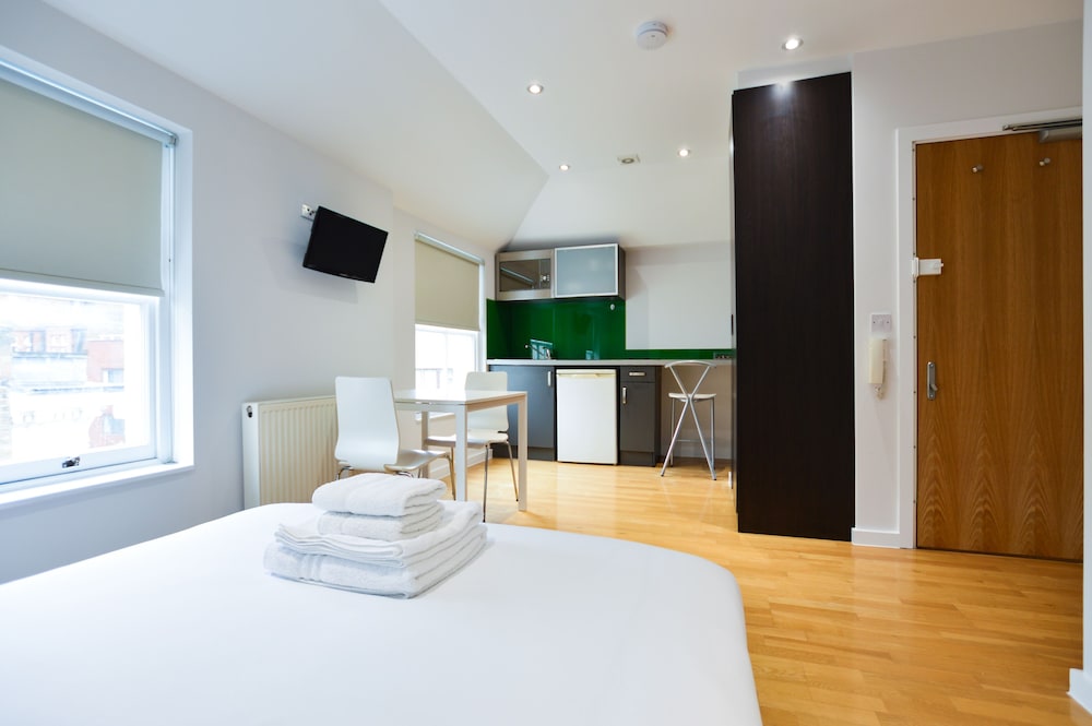 Princes Square Serviced Apartments 18/50