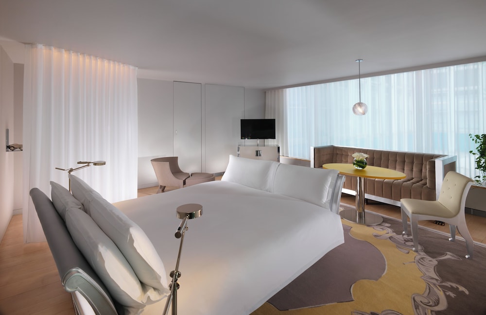 LOFT, JUNIOR SUITE