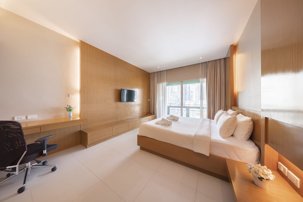 At115 by Rompo Mansion 33/80