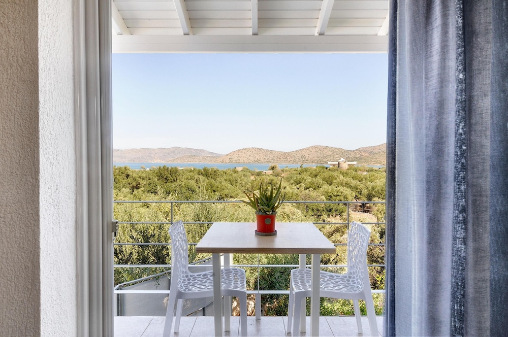 Elounda Krini Hotel by GHH in AGIOS NIKOLAOS
