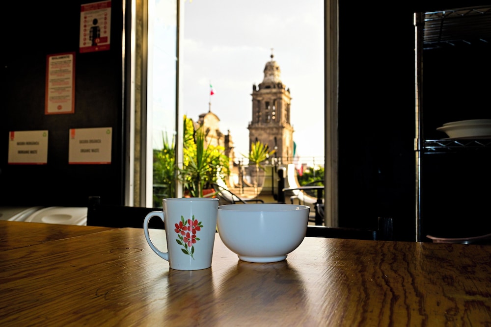 Hostel Mundo Joven Catedral 7/50