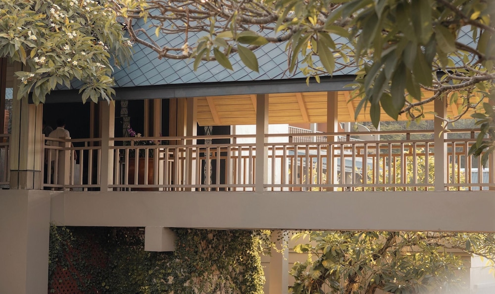 Namaka Resort Kamala in Kamala