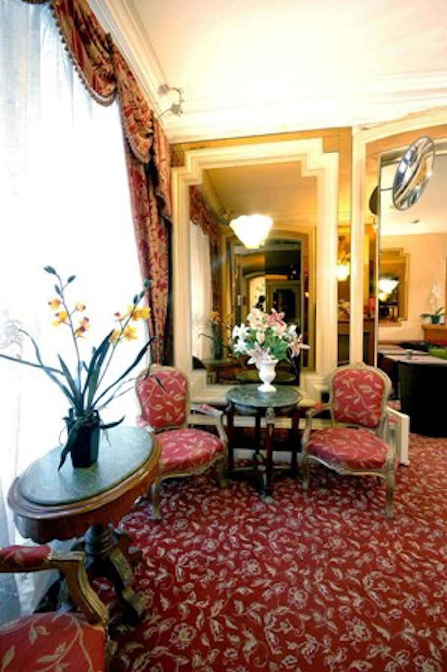 LA BOETIE HOTEL 10/10