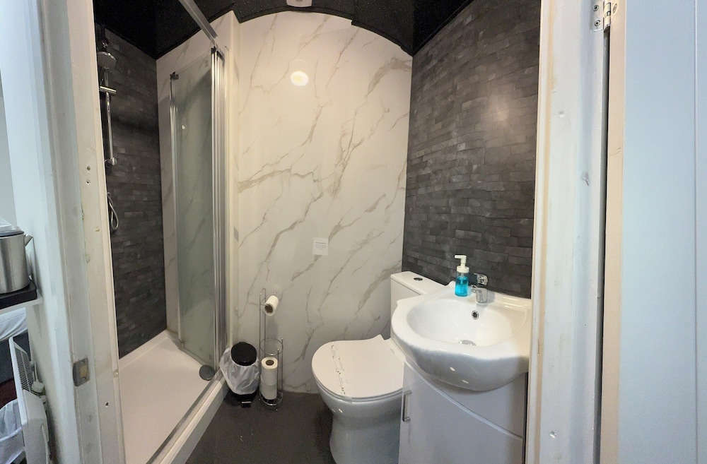 OYO Oban Victoria Hotel 36/45