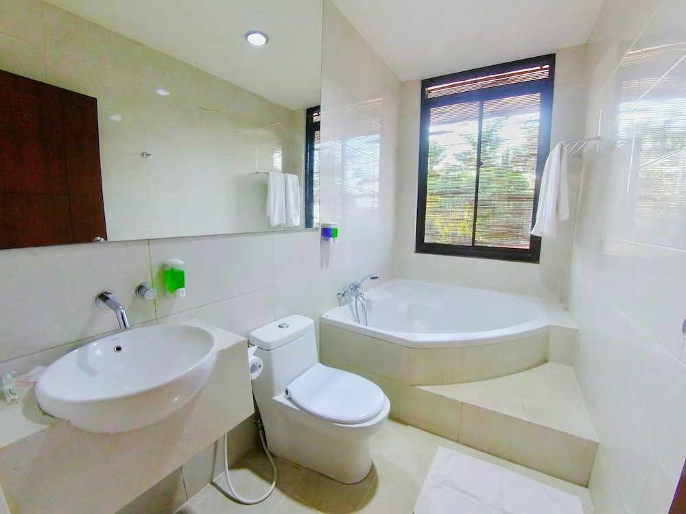 The Batu Hotel & Villas 42/50
