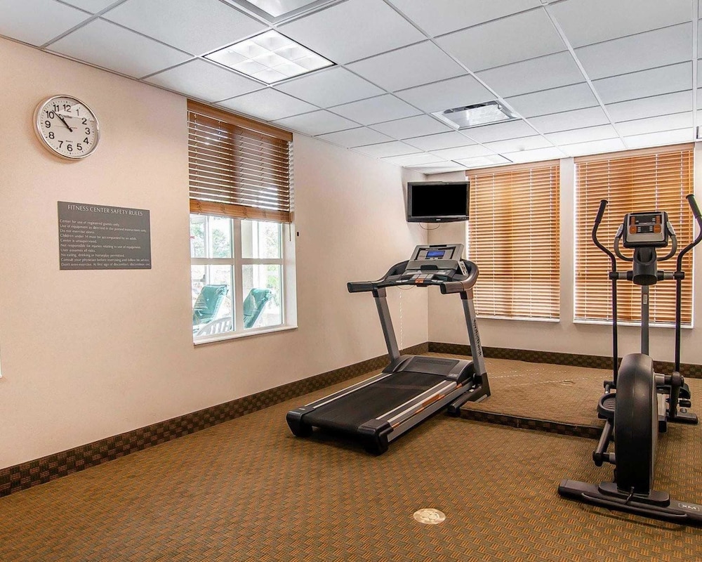 Comfort Inn and Suites Creswell 24/45
