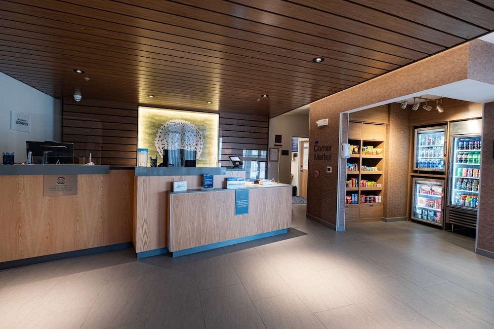 Fairfield Inn & Suites by Marriott Fond du Lac 5/26