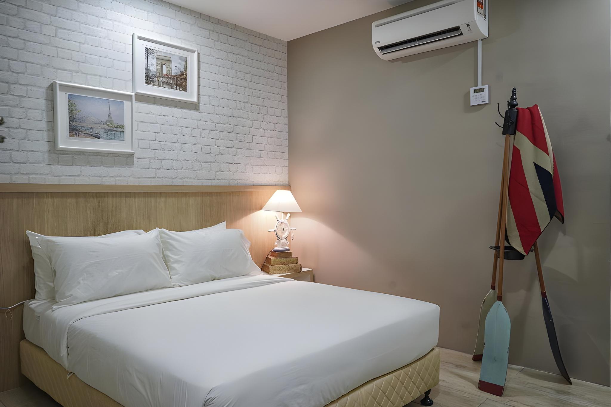 Deluxe, Double Bed, No Window