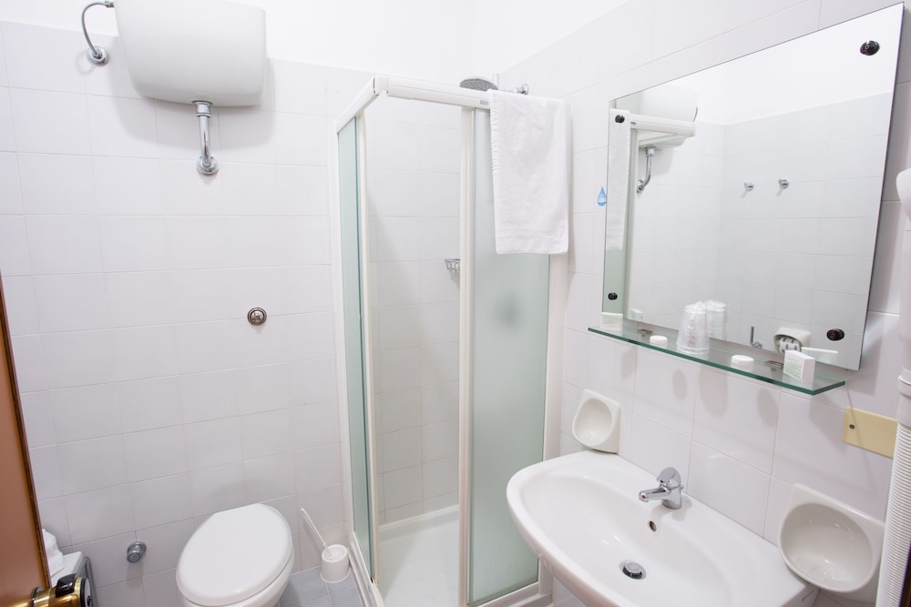 Hotel Mediterraneo 11/56