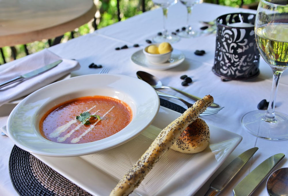 TSHUKUDU BUSH LODGE 32/49