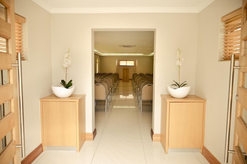 Africanos Country Estate 8/46