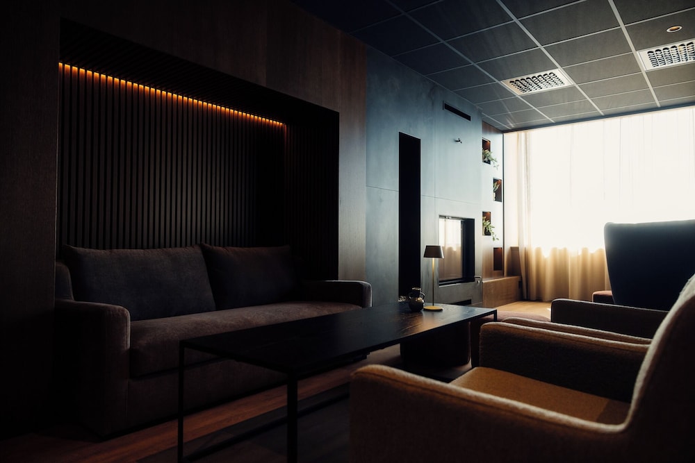 Bjerkvik Hotell 19/32