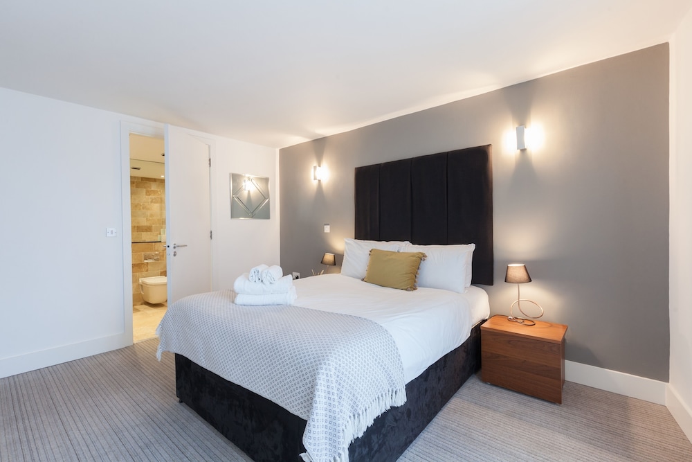 Kspace Sinclair Serviced Apartments 10/30