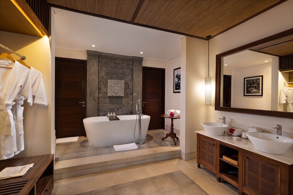 2 Bedrooms, Forest, Suite, 1 Double and 1 Single Bed, Hot Tub