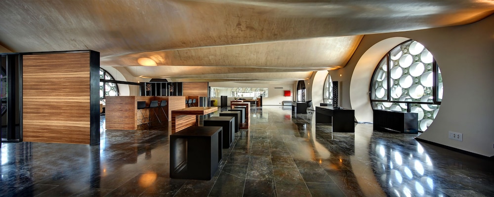 Cava Hotel Mastinell 9/68