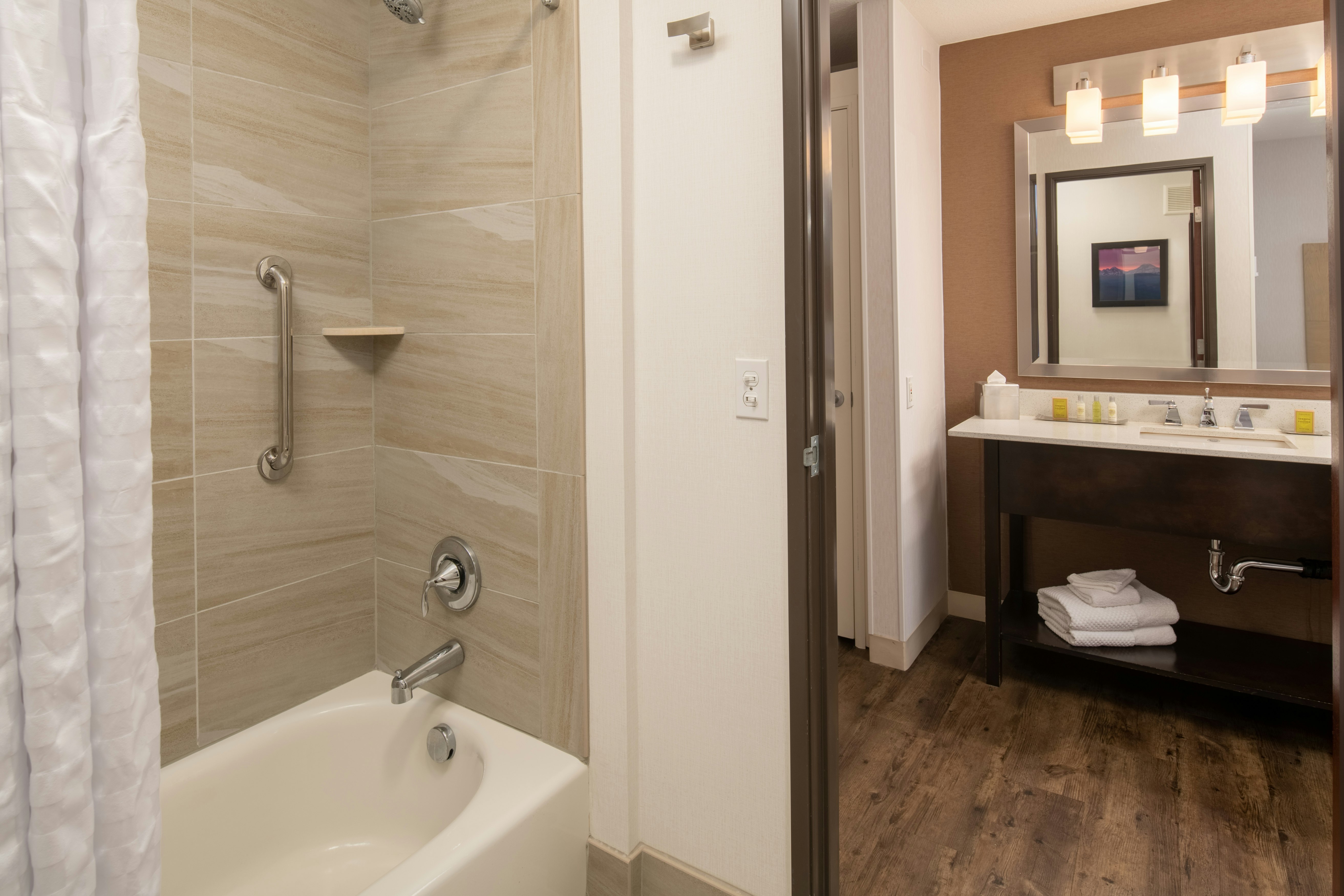 Room, 2 Queen Beds