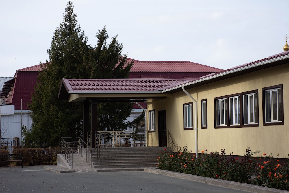 Chagala Uralsk Hotel 4/50
