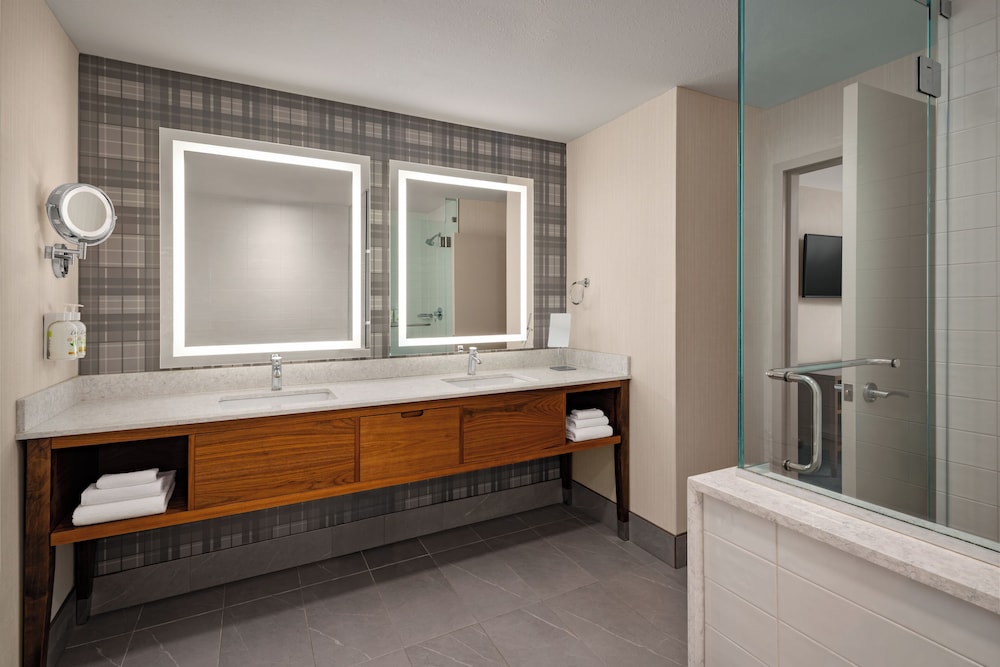 Pomeroy Hotel Fort McMurray 50/50