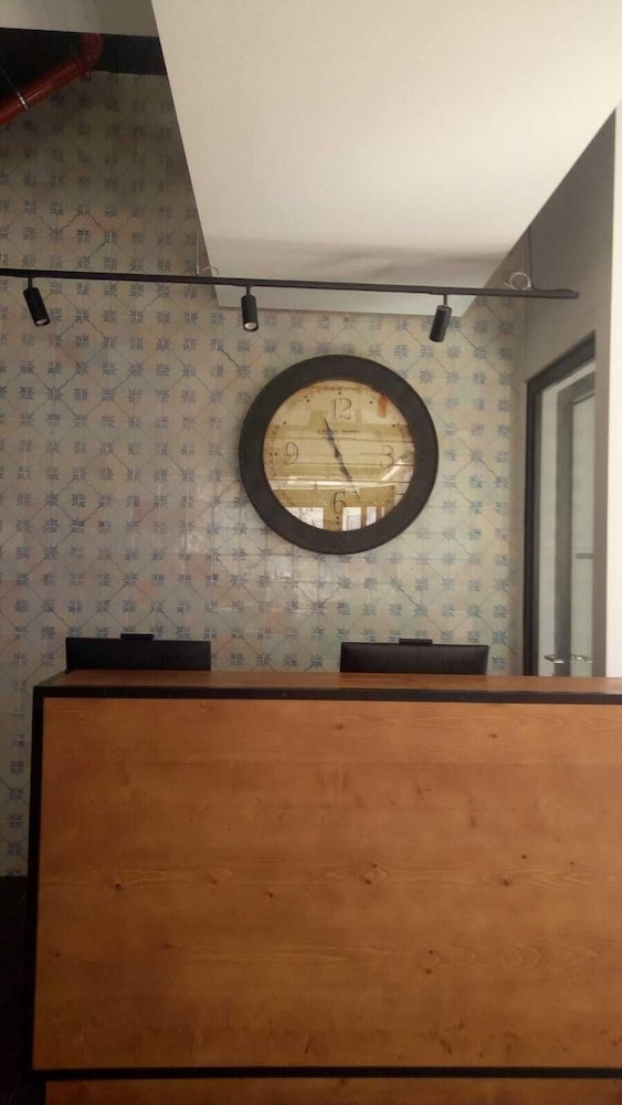 Be Lisbon Hostel Intendente 5/50